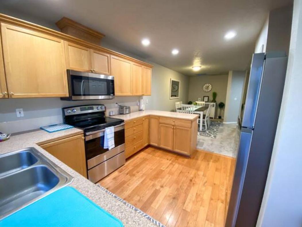 The Getaway Se Boise Condo Across The Street From Greenbelt, Bown Crossing And Boise River 3Bd 3Bath, 4 Beds! Lovely, Homey, Dining Table Seats 6 Екстериор снимка