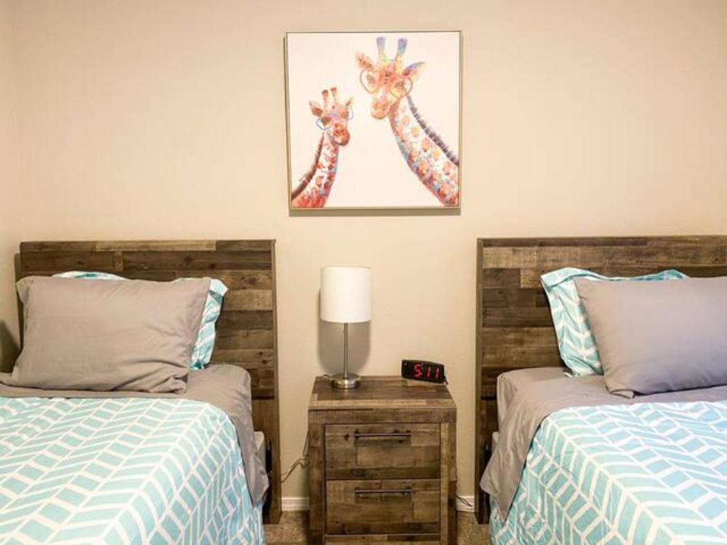 The Getaway Se Boise Condo Across The Street From Greenbelt, Bown Crossing And Boise River 3Bd 3Bath, 4 Beds! Lovely, Homey, Dining Table Seats 6 Екстериор снимка