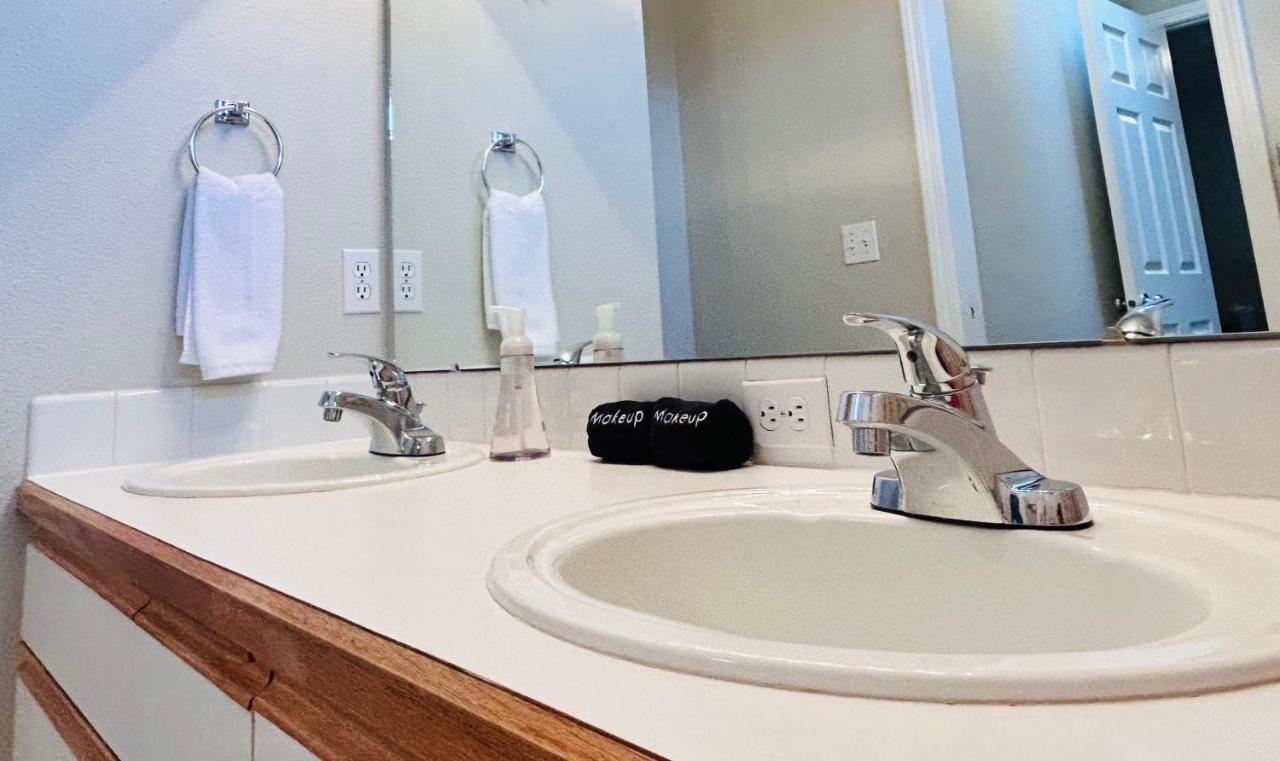 The Getaway Se Boise Condo Across The Street From Greenbelt, Bown Crossing And Boise River 3Bd 3Bath, 4 Beds! Lovely, Homey, Dining Table Seats 6 Екстериор снимка